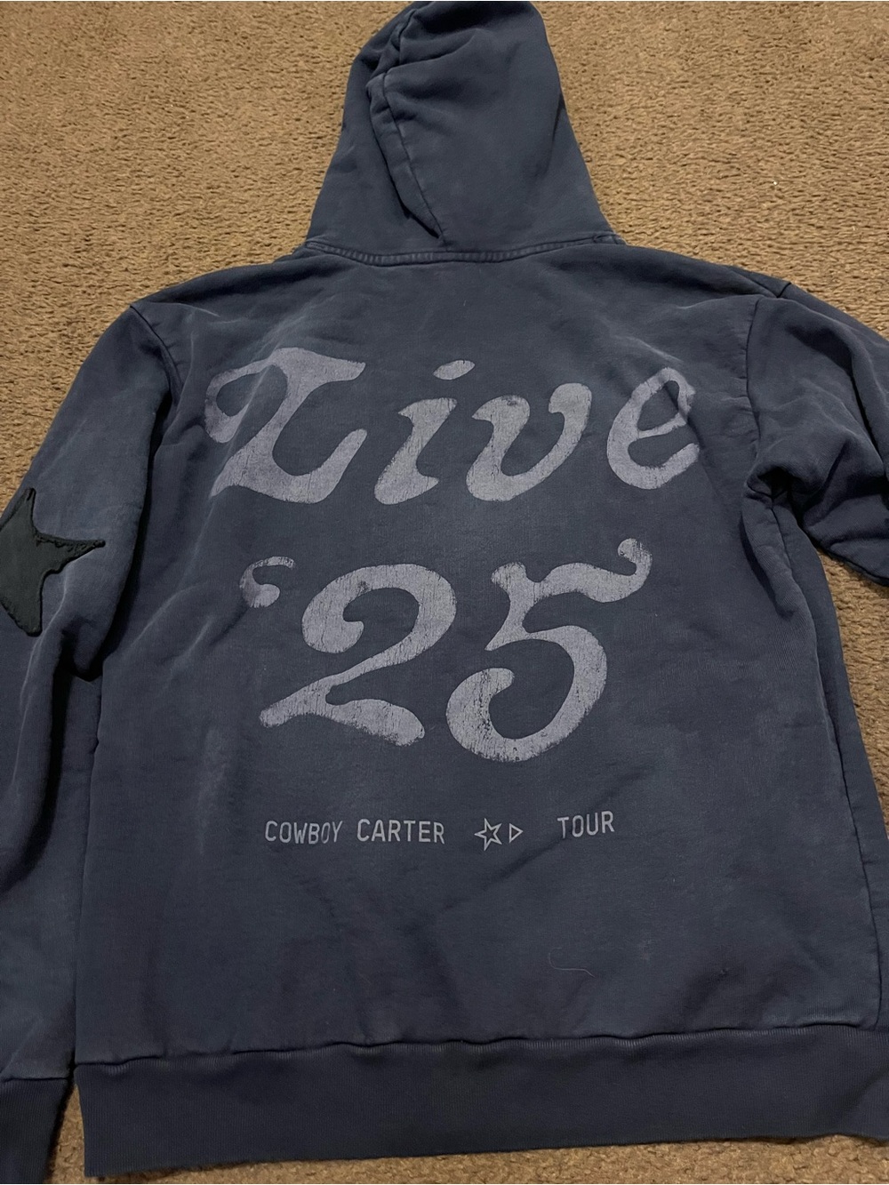 Beyoncé Cowboy Carter 16 Carriages Pullover Hoodie - Picture 7 of 8